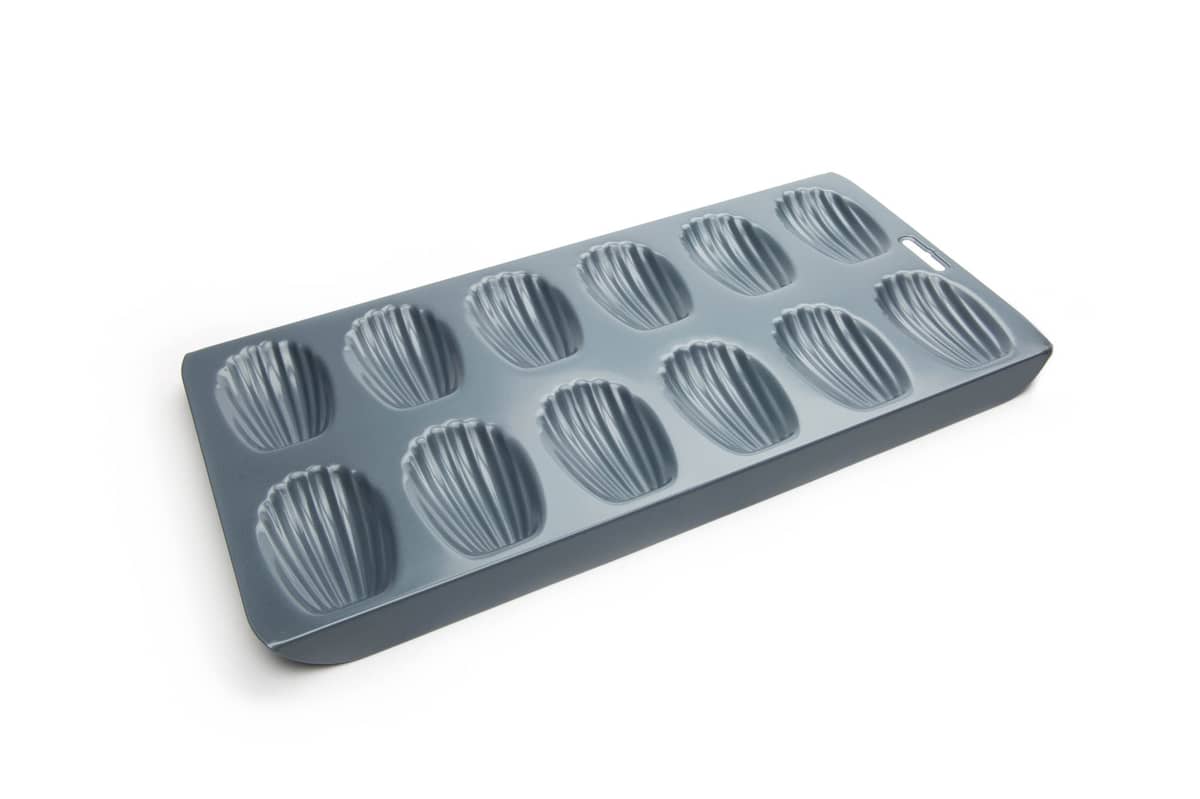 Bakeware Pan Madelaine 12pocket