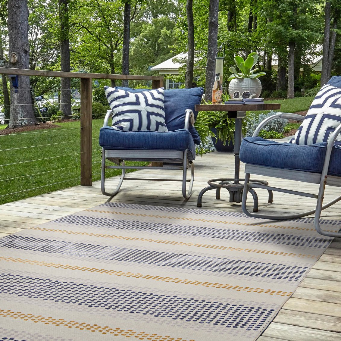 Outdoor Washable Delray Ivory and Blue Rug 5ft x 7ft