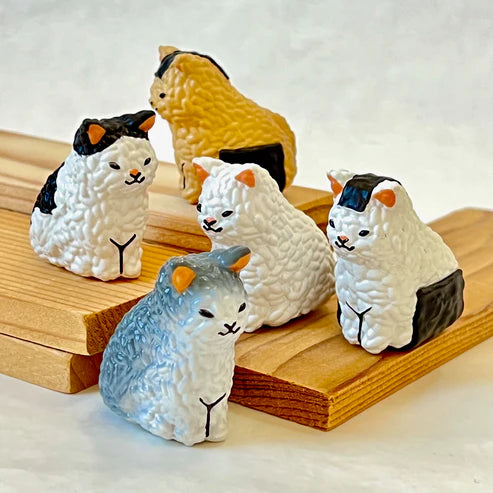 Gashapon Capsule For All Ages Rice Cat (Sold As An Individual Capsule)