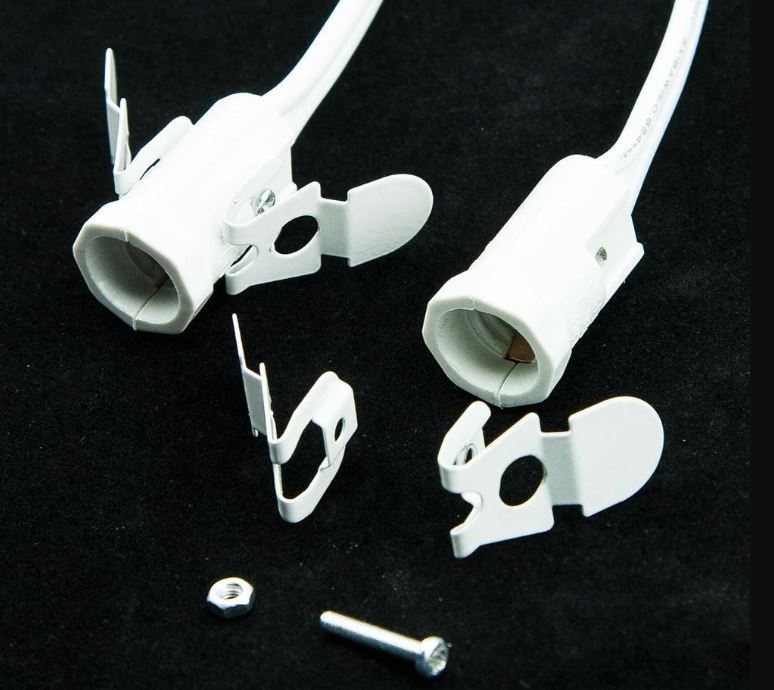Cord Kit Candelabra Socket With Switch  E12 Base 11ft For Star Lanterns White Cord