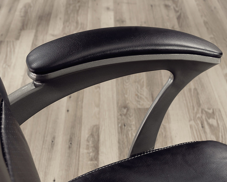 Gruga Leather Managers Chair