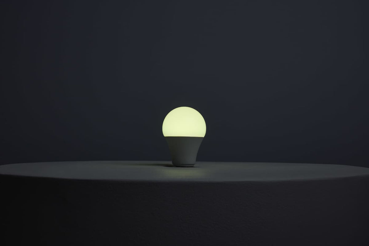 LED Light Bulb; 10 Watt; A19; 2700K-5000K RGB/Tunable White; Starfish; White; Medium Base; 120 Volt