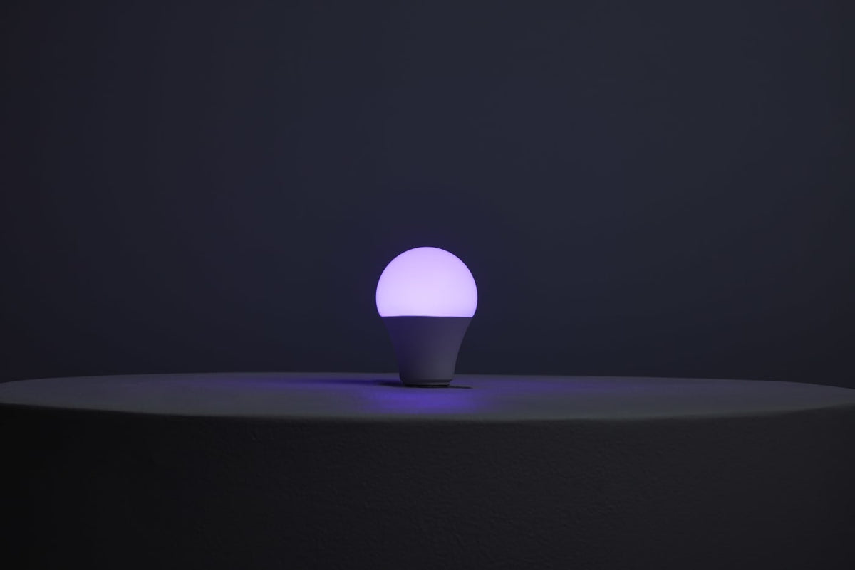 LED Light Bulb; 10 Watt; A19; 2700K-5000K RGB/Tunable White; Starfish; White; Medium Base; 120 Volt