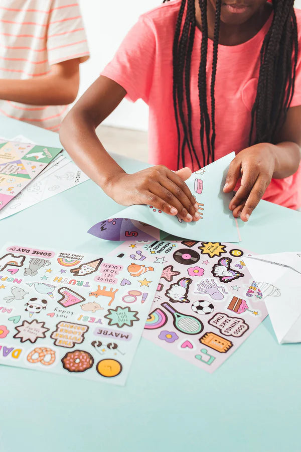 Paper Activity Kit D.I.Y. Fortune Tellers