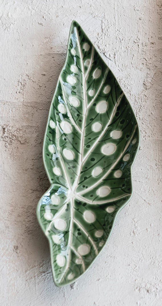 Decorative Plate Stoneware Leaf Shaped Green & White 12"l x 4"w