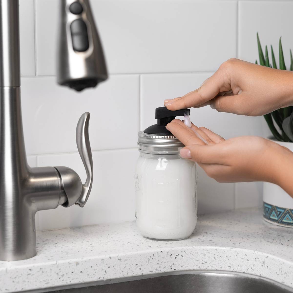 Foam Soap Pump for Regular Mouth Mason Jars - Black