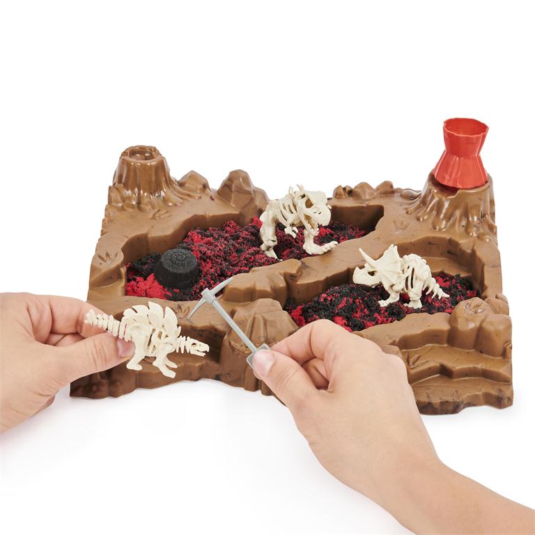Kinetic Sand, Dino Dig Playset with 10 Hidden Dinosaur Bones to Discover