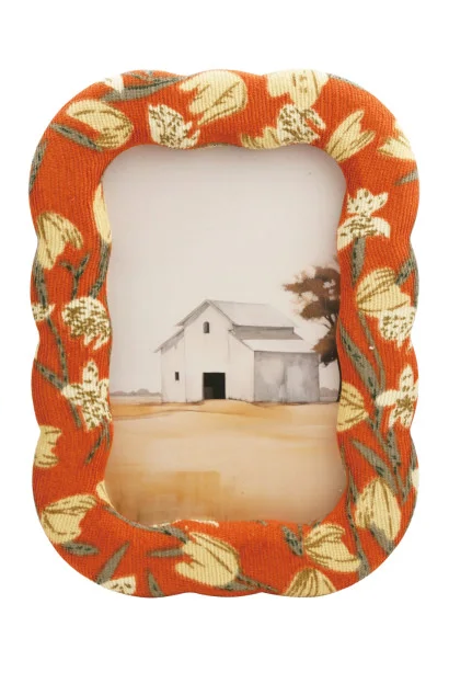 Frame Cotton Embroidered Floral Pattern