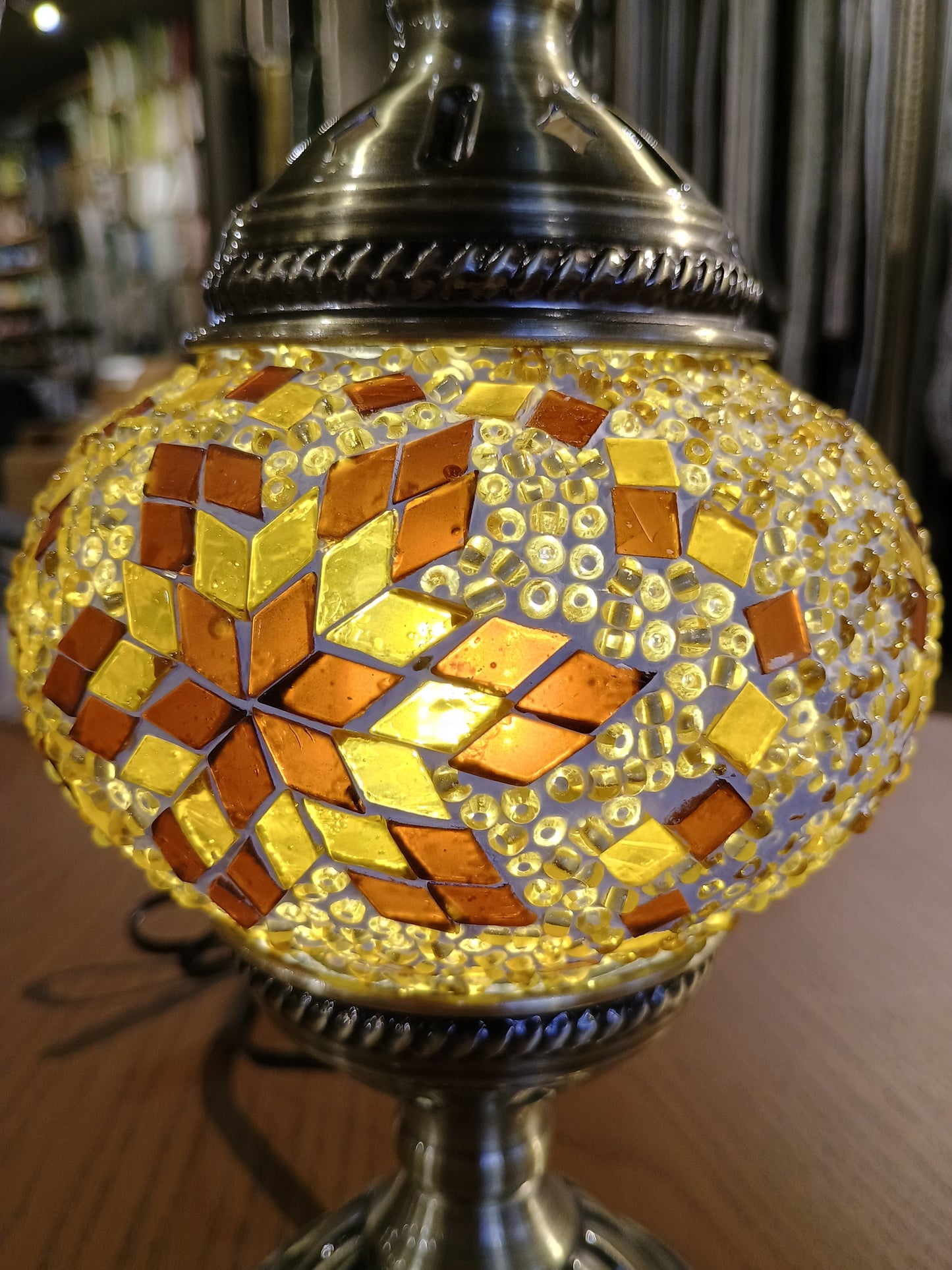 Mosaic Lamp Globe 12" #16