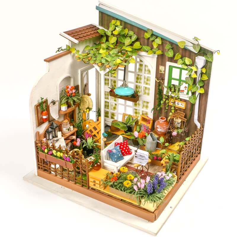 Diy Miniature House Kit: Miller's Garden