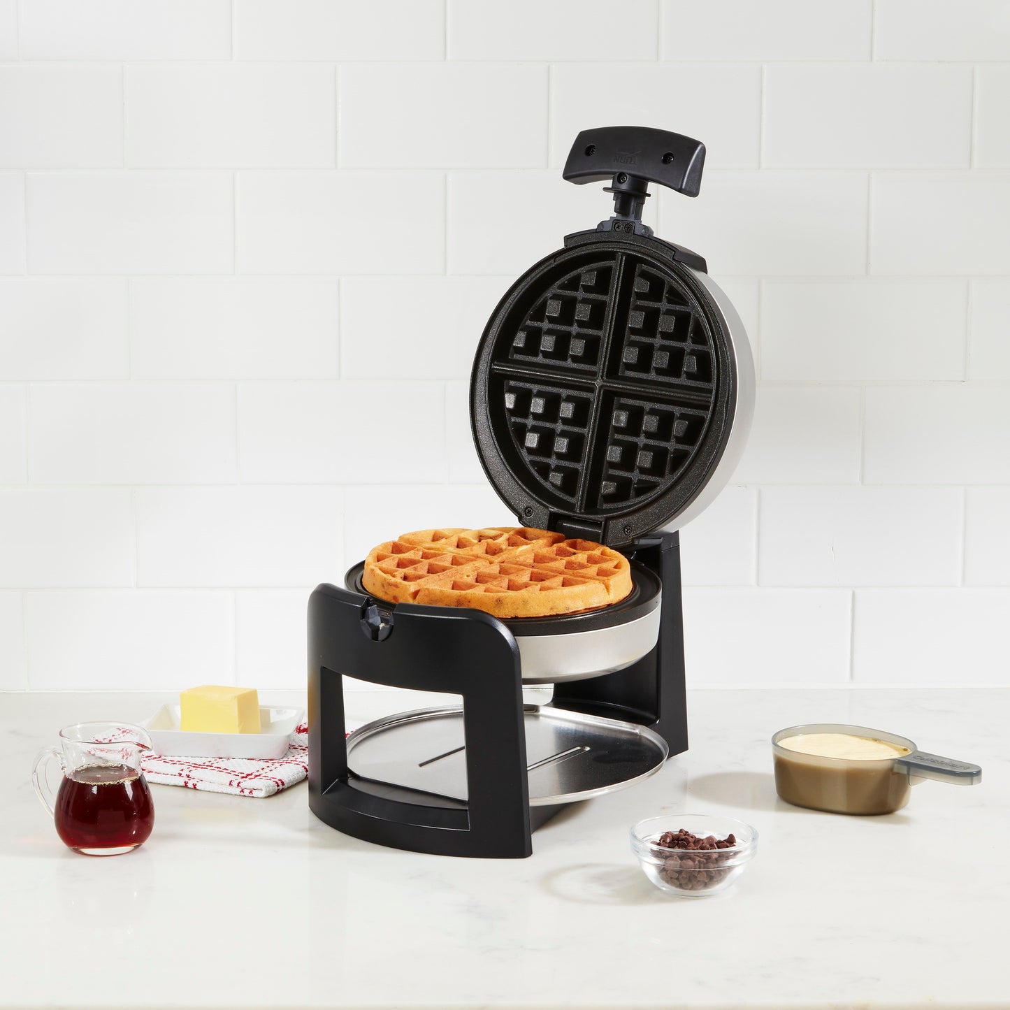 Electric Flip Belgian Waffle Maker