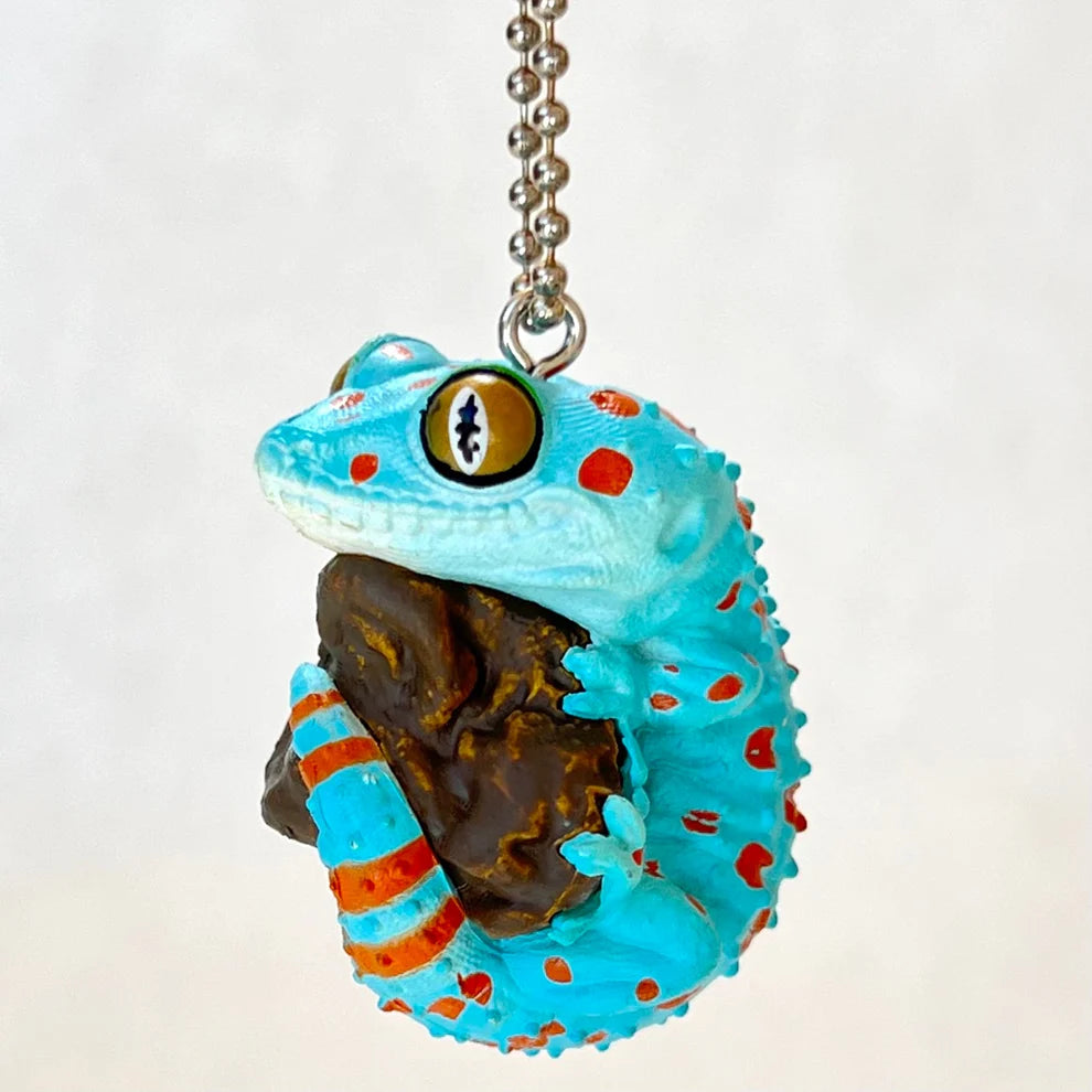 Gashapon Capsule For All Ages Iguana & Gecko Charm (Sold As An Individual Capsule)